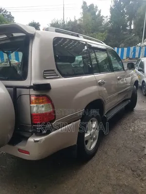Toyota Land Cruiser 2006 Blue