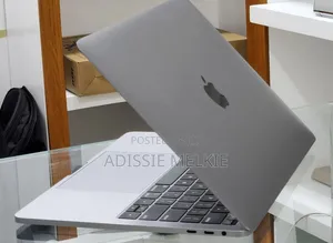 New Laptop Apple MacBook Pro 2019 16GB Intel Core i7 SSD 512GB