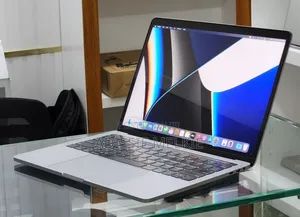 New Laptop Apple MacBook Pro 2019 16GB Intel Core i7 SSD 512GB