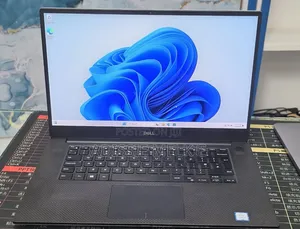 New Laptop Dell XPS 15 16GB Intel Core i5 SSD 512GB