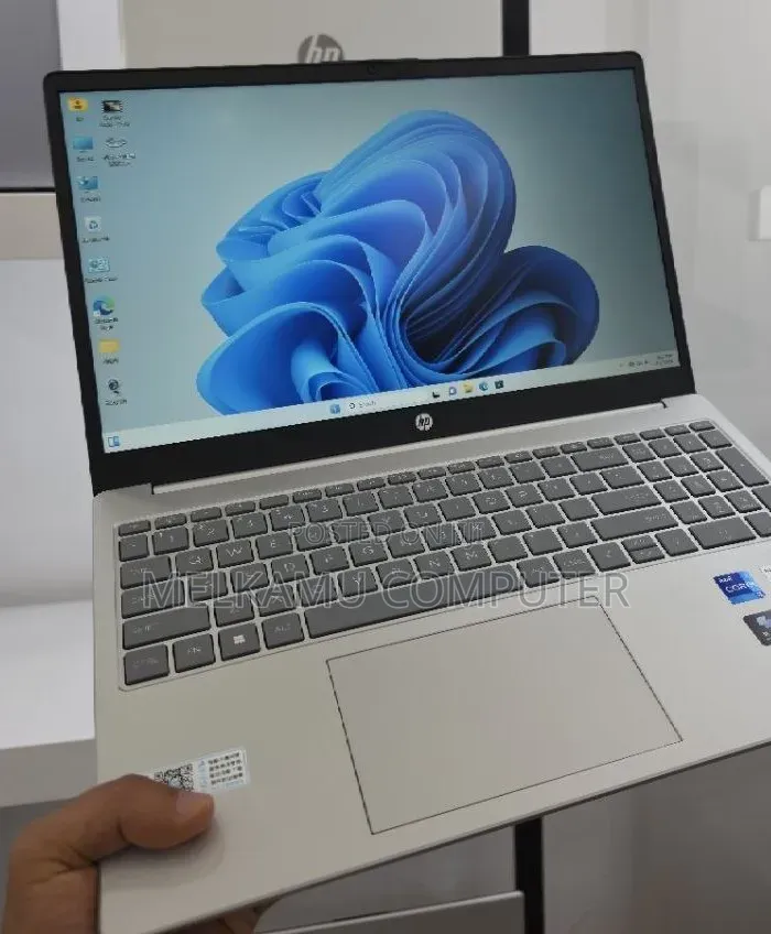 New Laptop HP Stream Notebook 16GB Intel Core i7 SSD 512GB