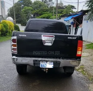 Toyota Hilux 2008 Black