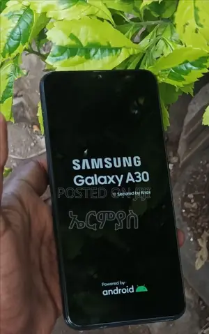 Samsung Galaxy A30 64 GB Blue