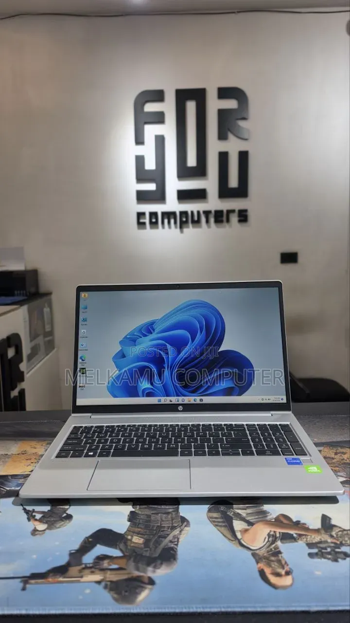 New Laptop HP ProBook 450 G8 16GB Intel Core i7 SSD 512GB