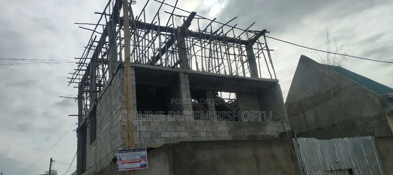 13bdrm Townhouse/Terrace in Bishoftu Debrezeyet, Oromia-Finfinne