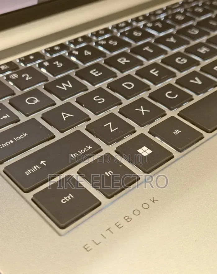 New Laptop HP EliteBook 840 G9 16GB Intel Core i5 SSD 512GB