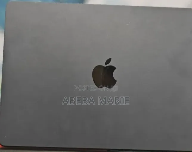 New Laptop Apple MacBook Air 2022 M2 8GB Apple M2 SSD 512GB