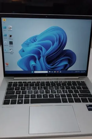 New Laptop HP EliteBook 840 G10 16GB Intel Core i7 SSD 512GB