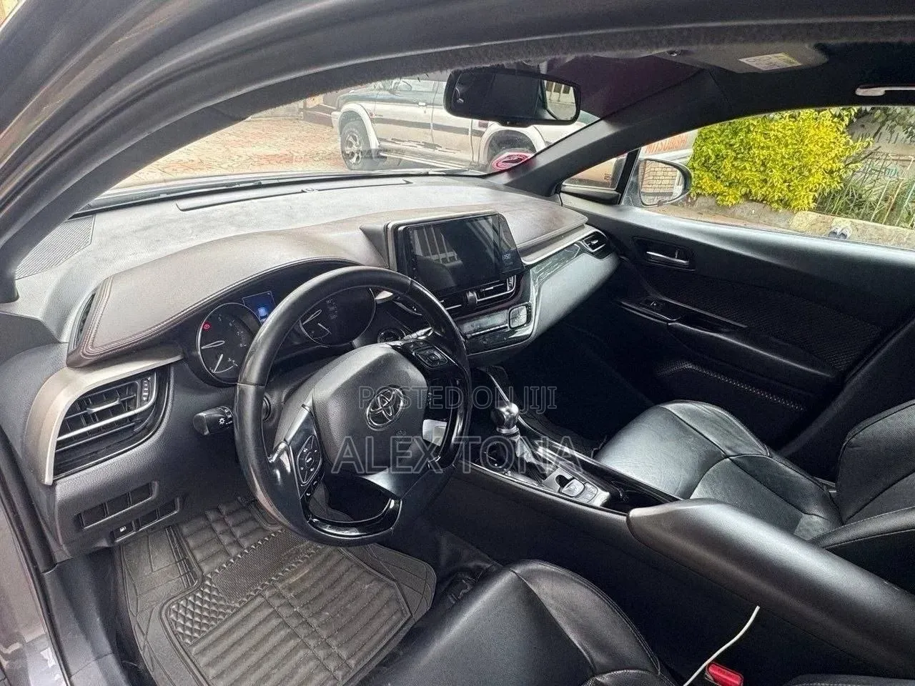 Toyota C-HR 2020 Gray