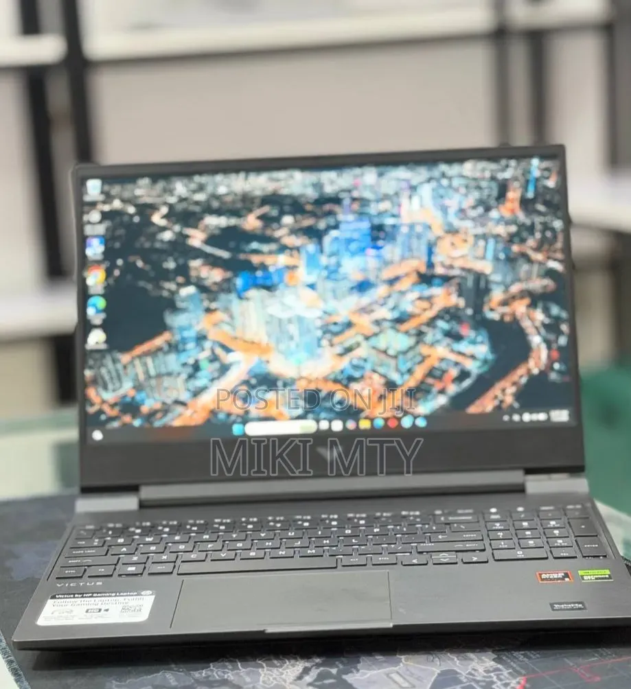 New Laptop HP Victus 15 16GB AMD Ryzen 5 SSD 512GB