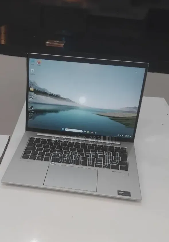 New Laptop HP EliteBook 840 G11 16GB Intel Core Ultra 7 SSD 512GB