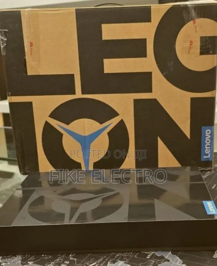 New Laptop Lenovo Legion 9 32GB AMD Ryzen 9 SSD 1T