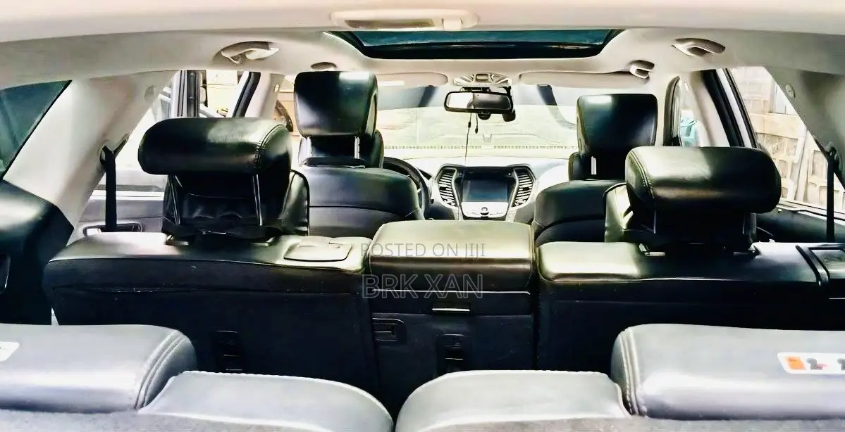 Hyundai Santa Fe 2010 Black