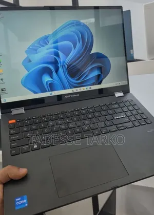 New Laptop Asus Vivobook 14 16GB Intel Core i5 SSD 512GB