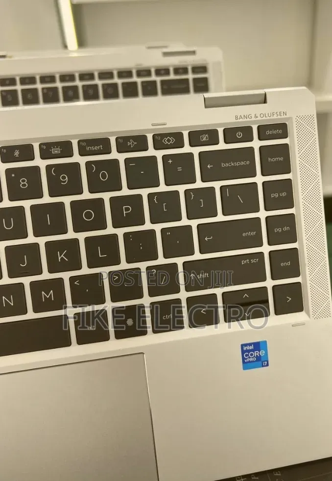 New Laptop HP EliteBook 1040 G8 32GB Intel Core i7 SSD 512GB