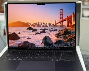 New Laptop Apple MacBook Pro 2025 M5 16GB Apple M5 Pro SSD 1T