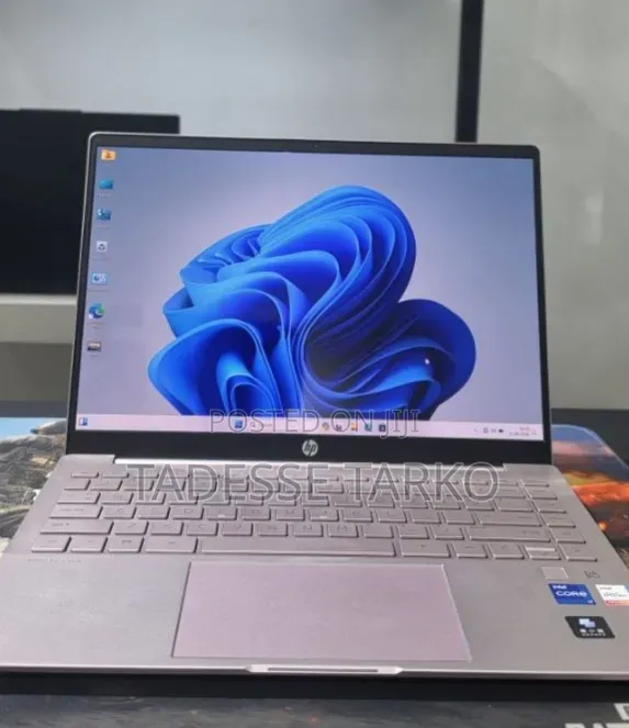 New Laptop HP Pavilion 14 16GB Intel Core i7 SSD 512GB