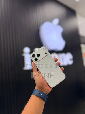 New Apple iPhone 17 Pro Max 256 GB Silver
