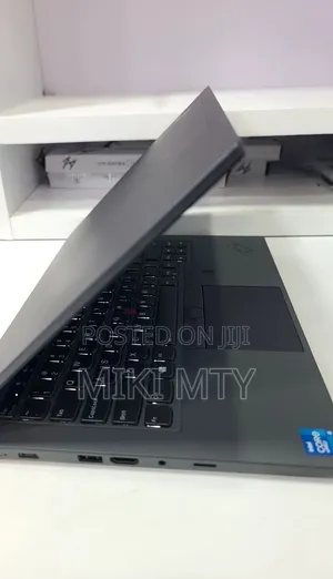 New Laptop Lenovo ThinkPad Yoga 16GB Intel Core i5 SSD 512GB