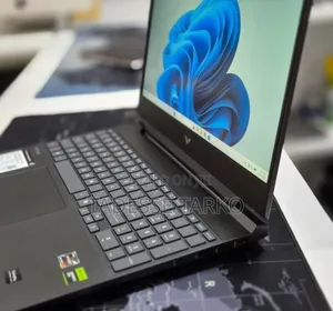 New Laptop HP Victus 15 16GB AMD Ryzen 7 SSD 512GB
