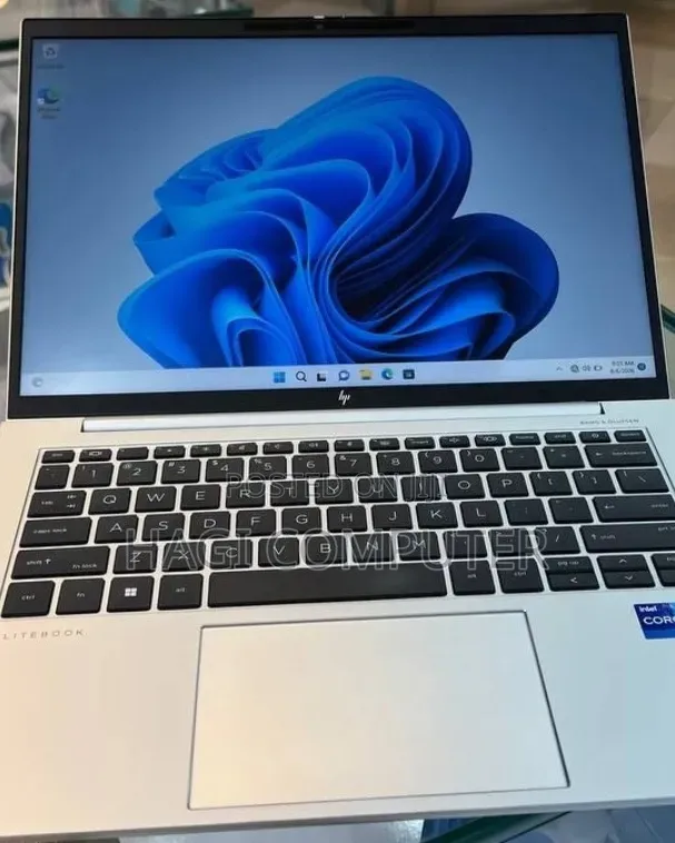 New Laptop HP EliteBook 840 G9 16GB Intel Core i7 SSD 512GB