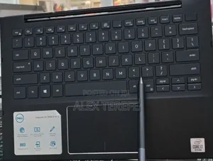 New Laptop Dell Latitude 7390 2-in-1 16GB Intel Core i7 SSD 512GB