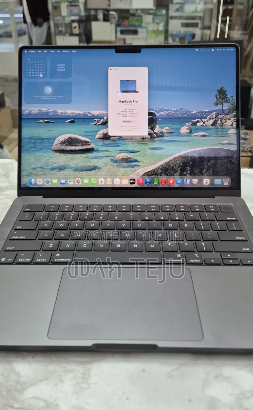 New Laptop Apple MacBook Pro 2025 M5 16GB Apple M5 SSD 1T