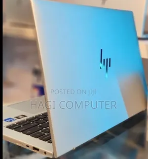 New Laptop HP EliteBook 840 G9 16GB Intel Core i5 SSD 512GB