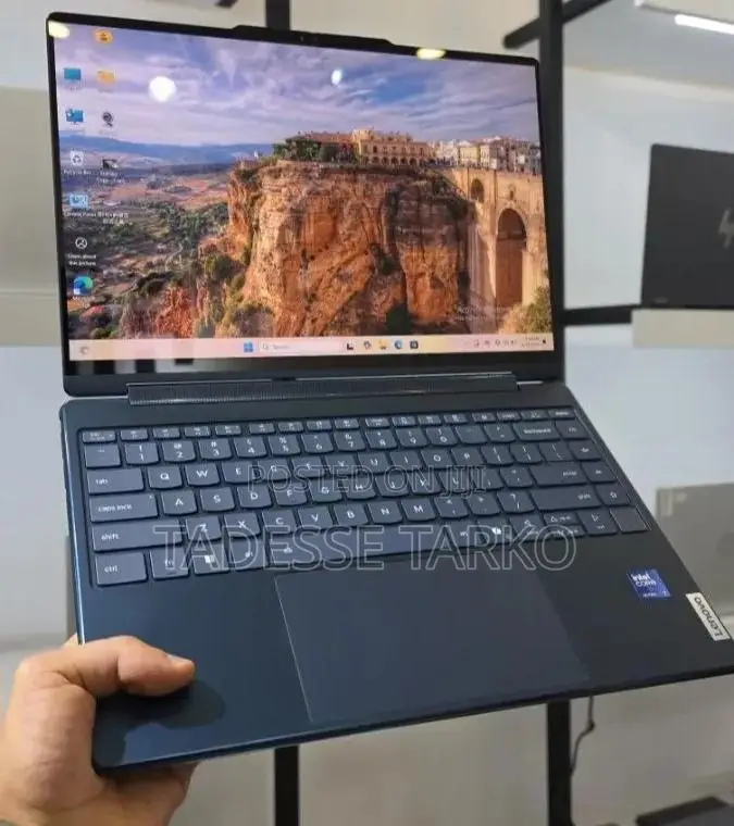 New Laptop Lenovo Yoga 9i 16GB Intel Core Ultra 7 SSD 1T