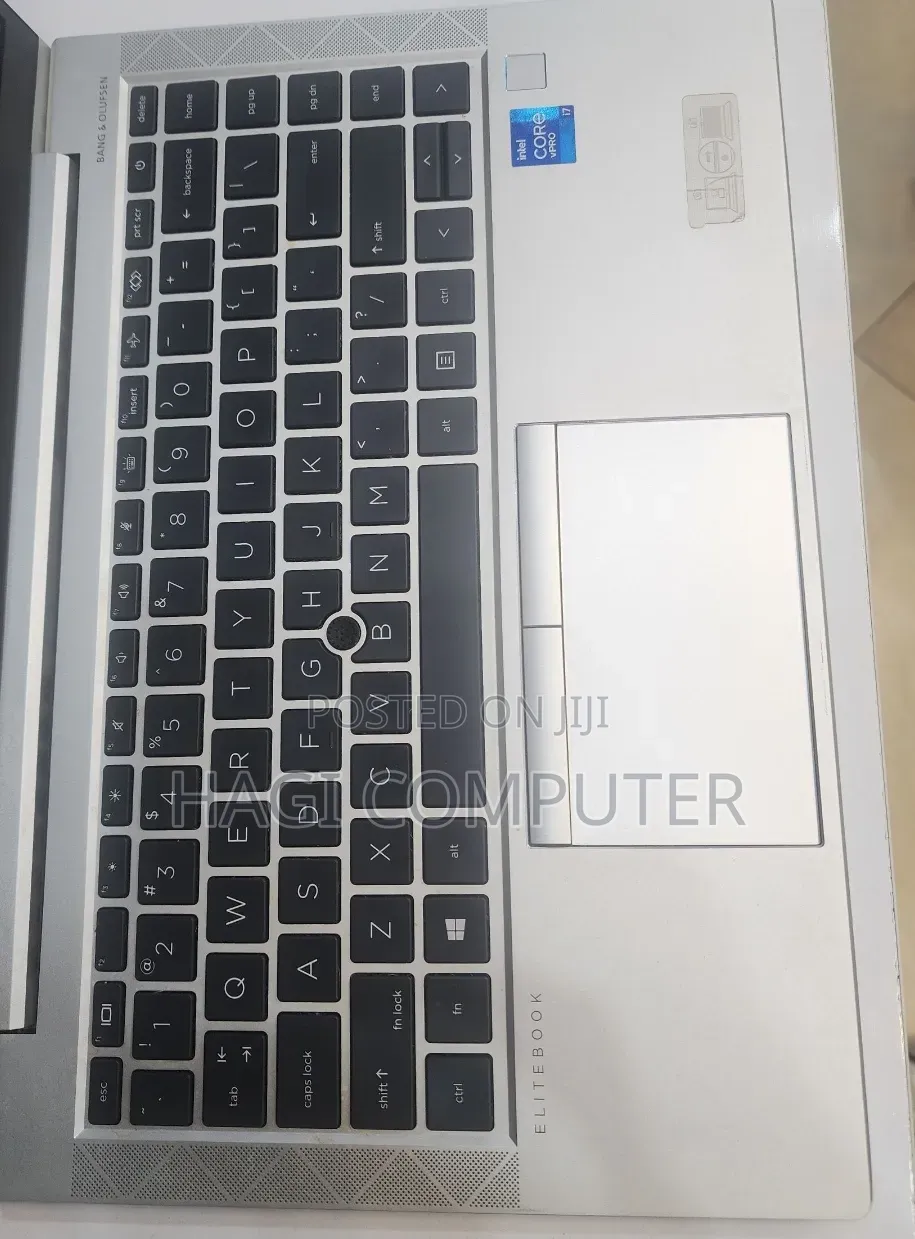 New Laptop HP EliteBook 840 G8 16GB Intel Core i7 SSD 512GB