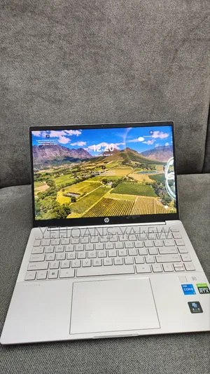 New Laptop HP Pavilion 14-ce3064st 16GB Intel Core i5 SSD 512GB
