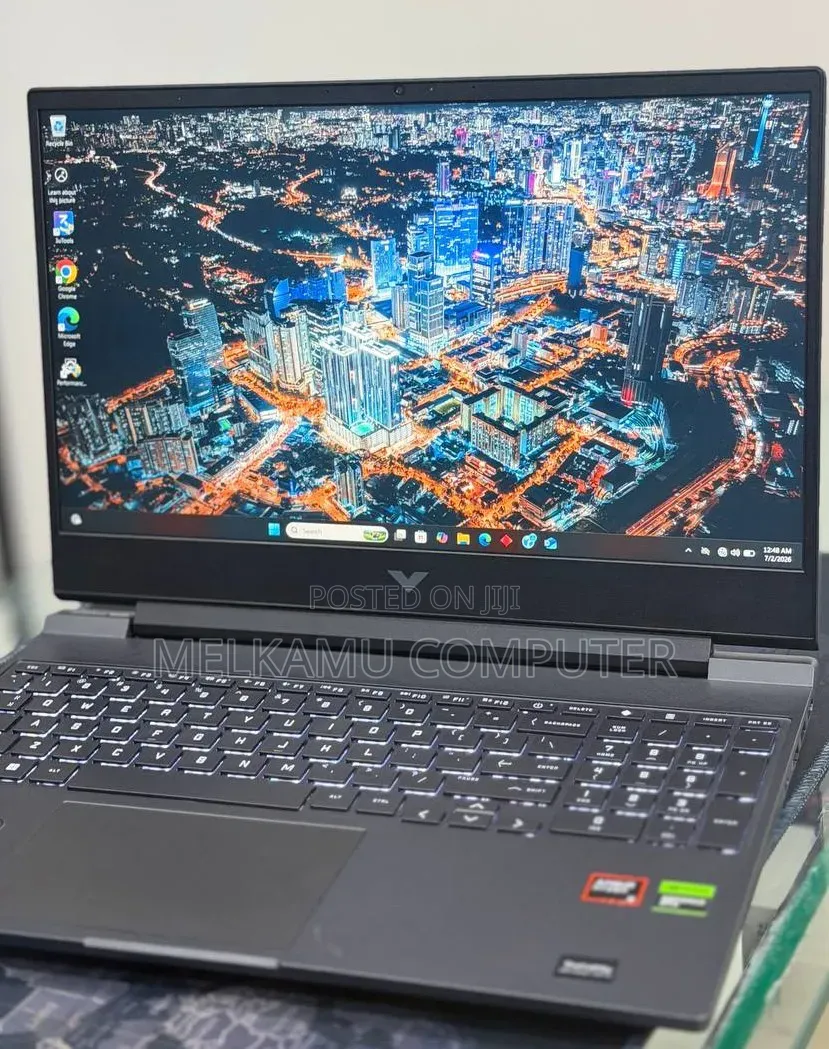 New Laptop HP Victus 15 16GB AMD Ryzen 5 SSD 512GB