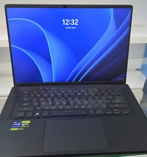 New Laptop Asus ROG Zephyrus G15 16GB Intel Core i9 SSD 1T