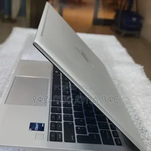 New Laptop HP EliteBook 830 G9 16GB Intel Core i5 SSD 512GB