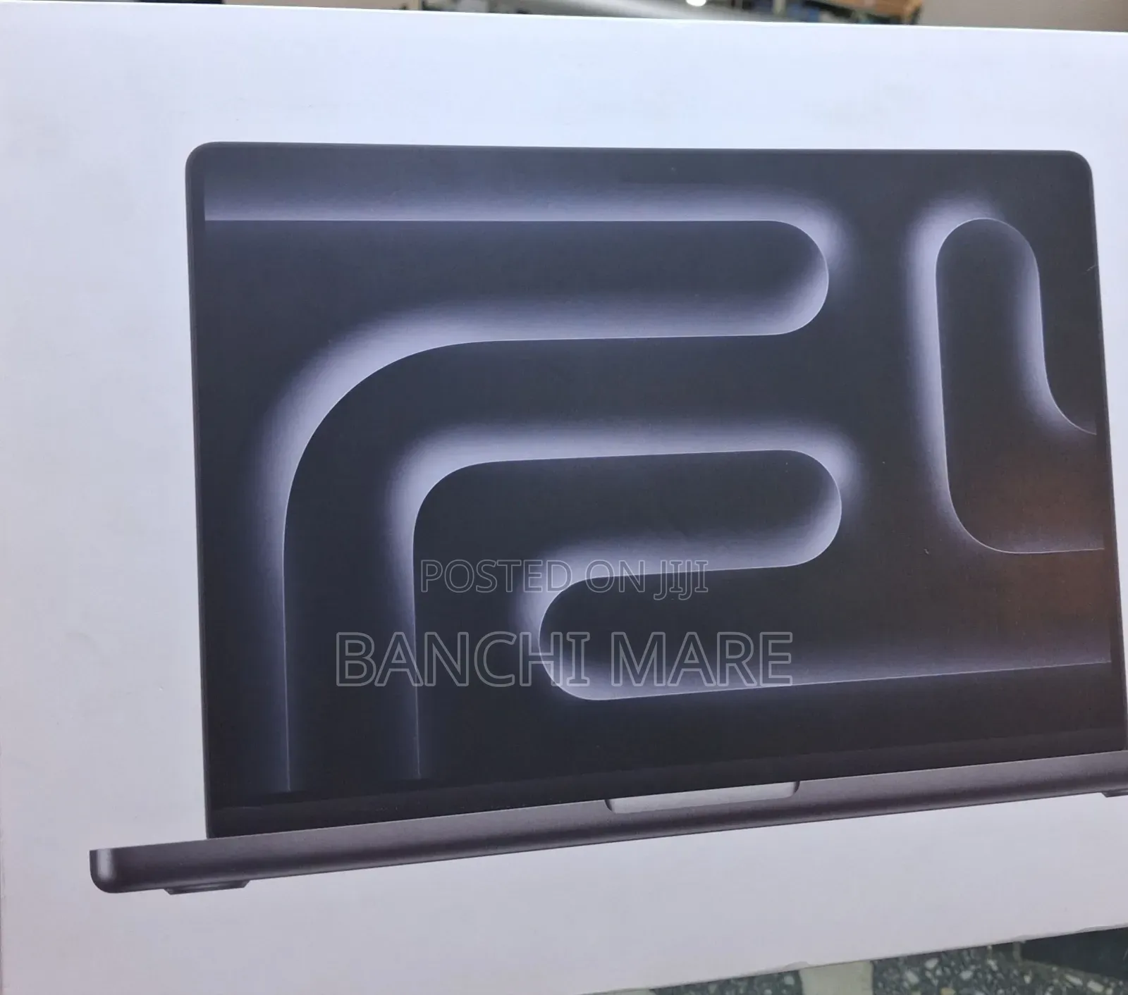 New Laptop Apple MacBook Pro 2025 M5 36GB Apple M5 Pro SSD 2T