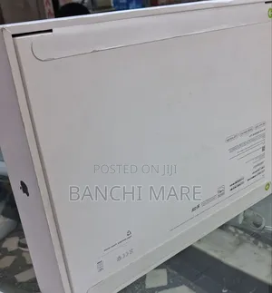 New Laptop Apple MacBook Pro 2025 M5 36GB Apple M5 Pro SSD 2T