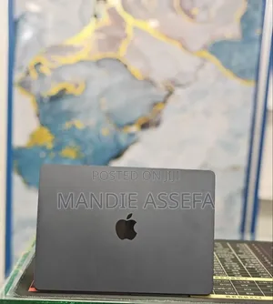 New Laptop Apple MacBook Air 2022 M2 8GB Apple M2 SSD 512GB