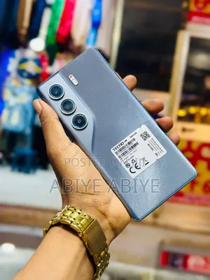Tecno Camon 40 Pro 5G 256 GB Silver