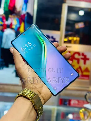 Tecno Camon 40 Pro 5G 256 GB Silver