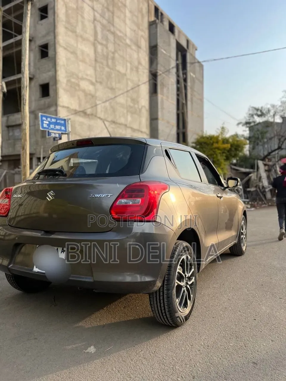 Suzuki Swift 2022 Gray