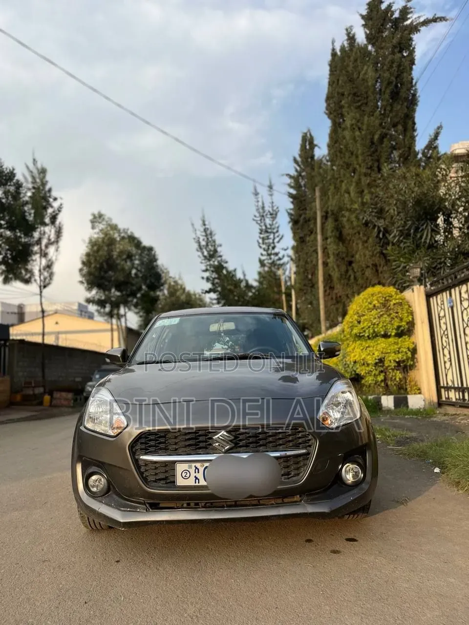 Suzuki Swift 2022 Gray