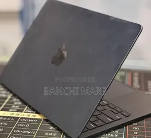 New Laptop Apple MacBook Air 2022 M2 8GB Apple M2 SSD 512GB