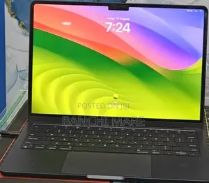 New Laptop Apple MacBook Air 2022 M2 8GB Apple M2 SSD 512GB