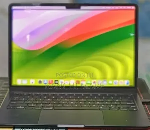 New Laptop Apple MacBook Air 2022 M2 8GB Apple M2 SSD 512GB