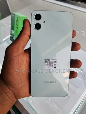 Samsung Galaxy M05 64 GB White