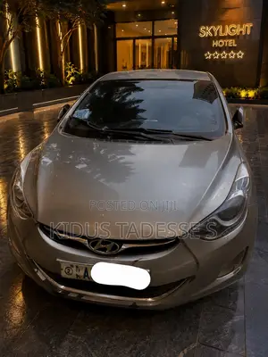 Hyundai Avante 2012 Gray