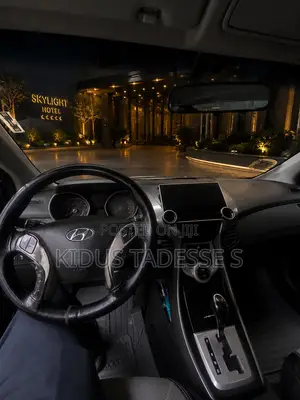 Hyundai Avante 2012 Gray