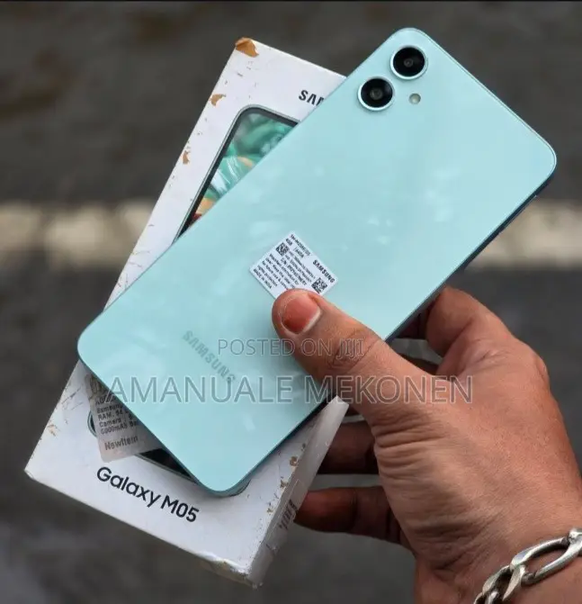 Samsung Galaxy M05 64 GB White