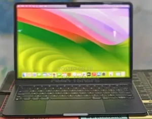 New Laptop Apple MacBook Air 2022 M2 8GB Apple M2 SSD 512GB