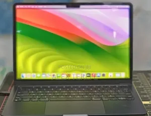 New Laptop Apple MacBook Air 2022 M2 8GB Apple M2 SSD 512GB